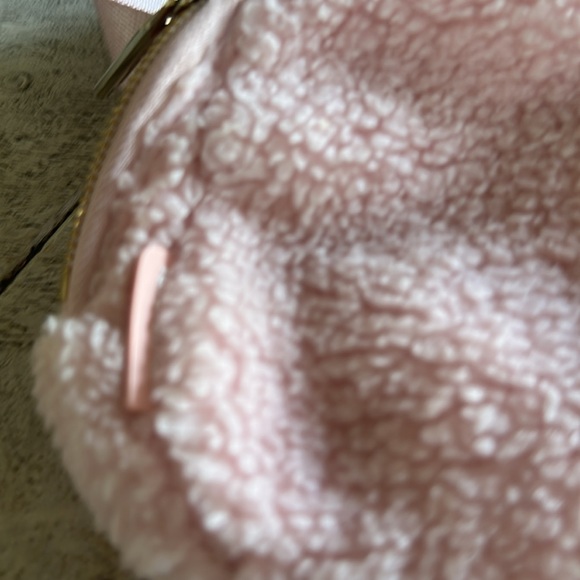 Lululemon Everywhere Belt Bag 1L *Fleece Pink Mist / Gold - Picture 6 of 7